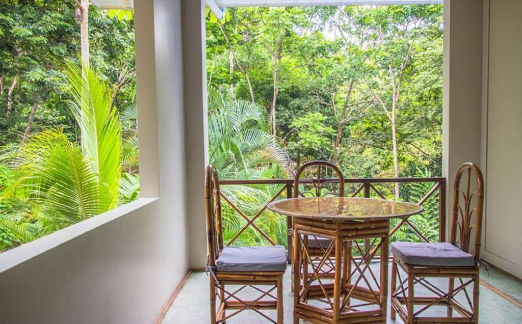 Hotel Plaza Yara Manuel Antonio Exterior foto